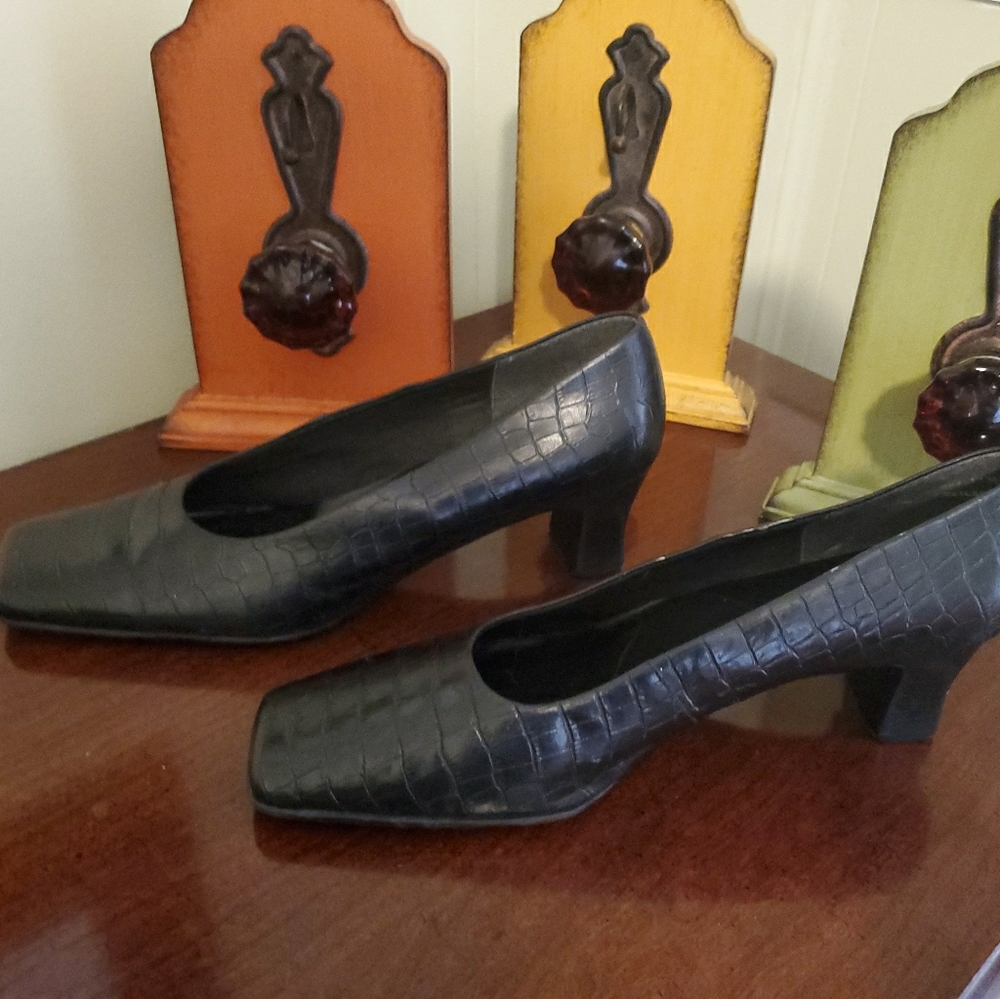 Women's Shoes